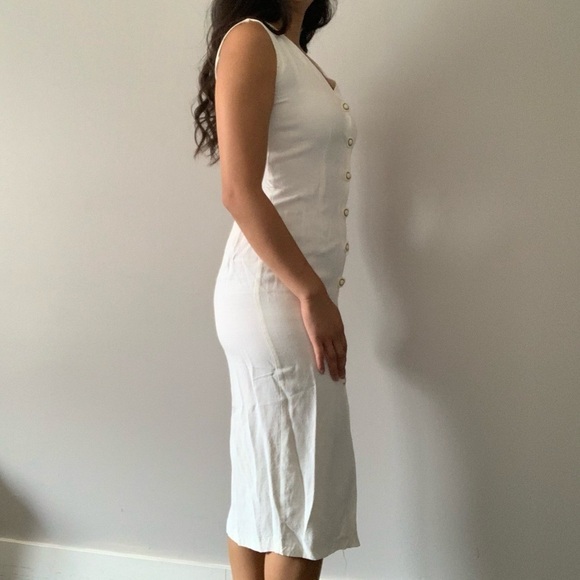 Vintage woman’s long white button  up dress with gold accent buttons sleeveless - Picture 3 of 13